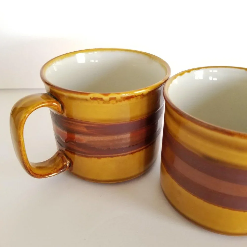 Vintage Glazed‎ Striped Brown Mugs Set of Two《381》